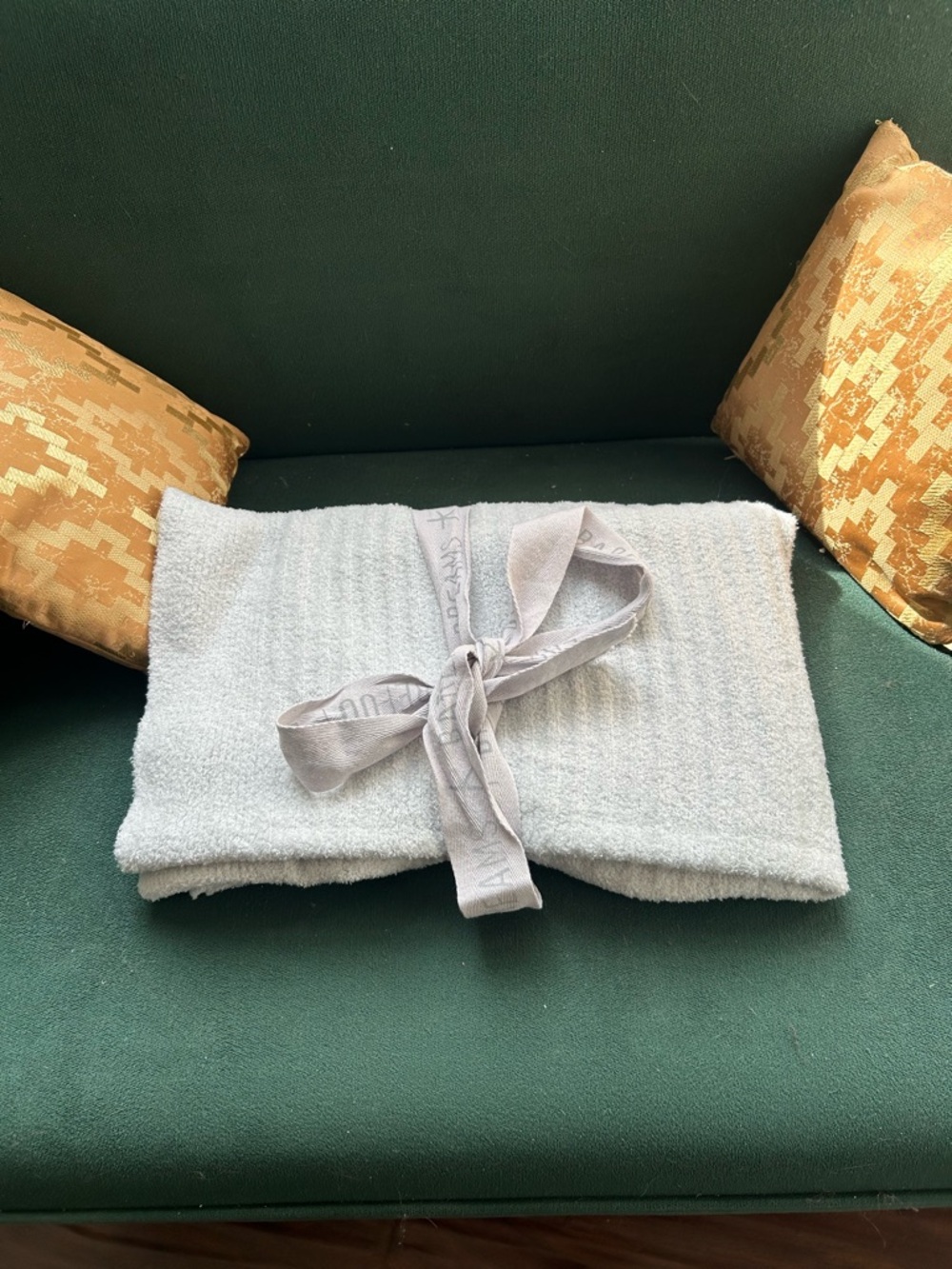 Barefoot Dreams CozyChic Lite Gray/Blue Ribbed Throw Blanket Like New
